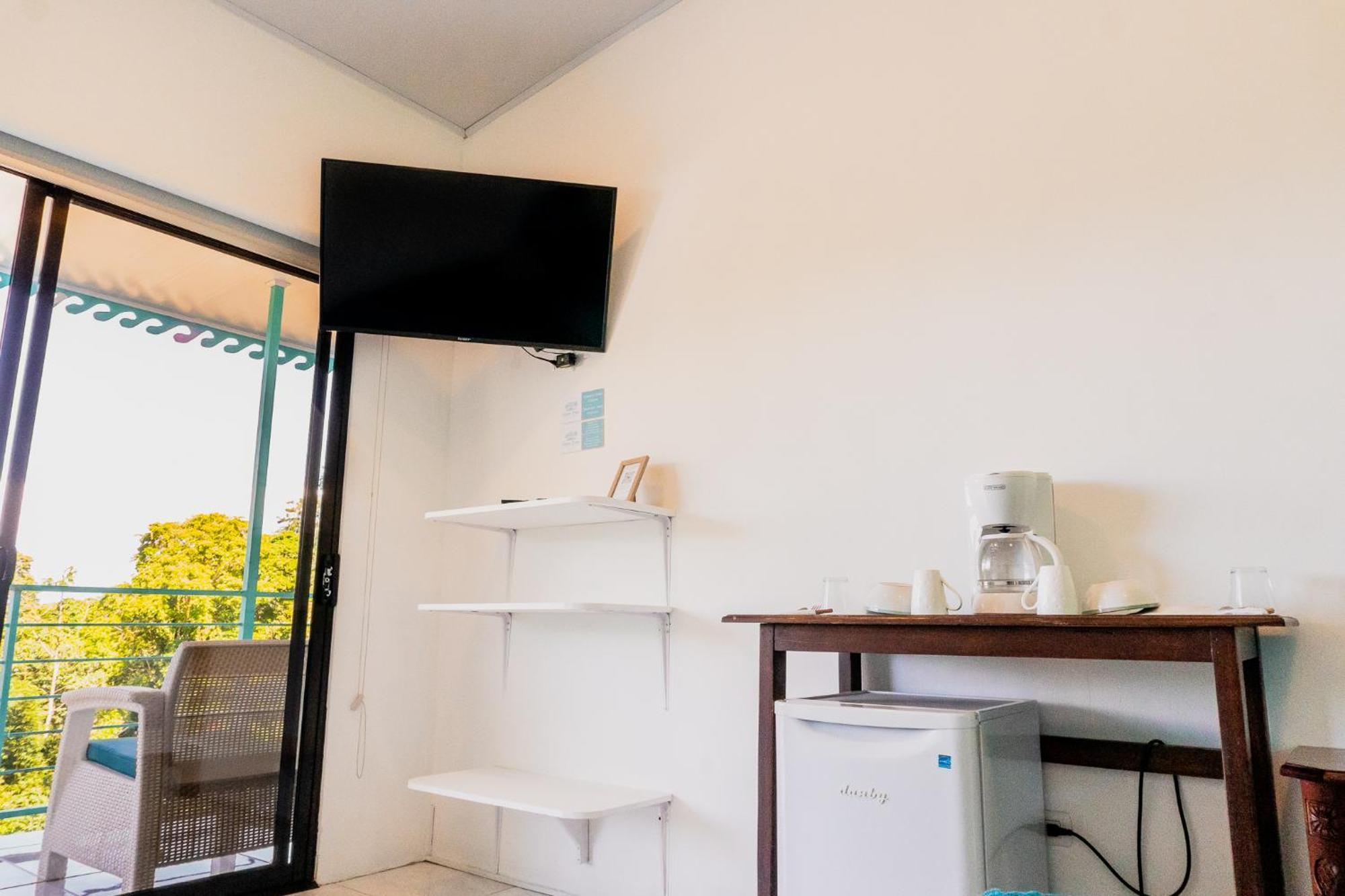 Ocean'S Breeze Apartment And Rooms Puerto Viejo de Talamanca Exterior foto